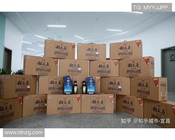 足球球星挂件收藏:展示明星风采,感受足坛激情与荣耀 足球球星挂件收藏:展示明星风采,感受足坛激情与荣耀